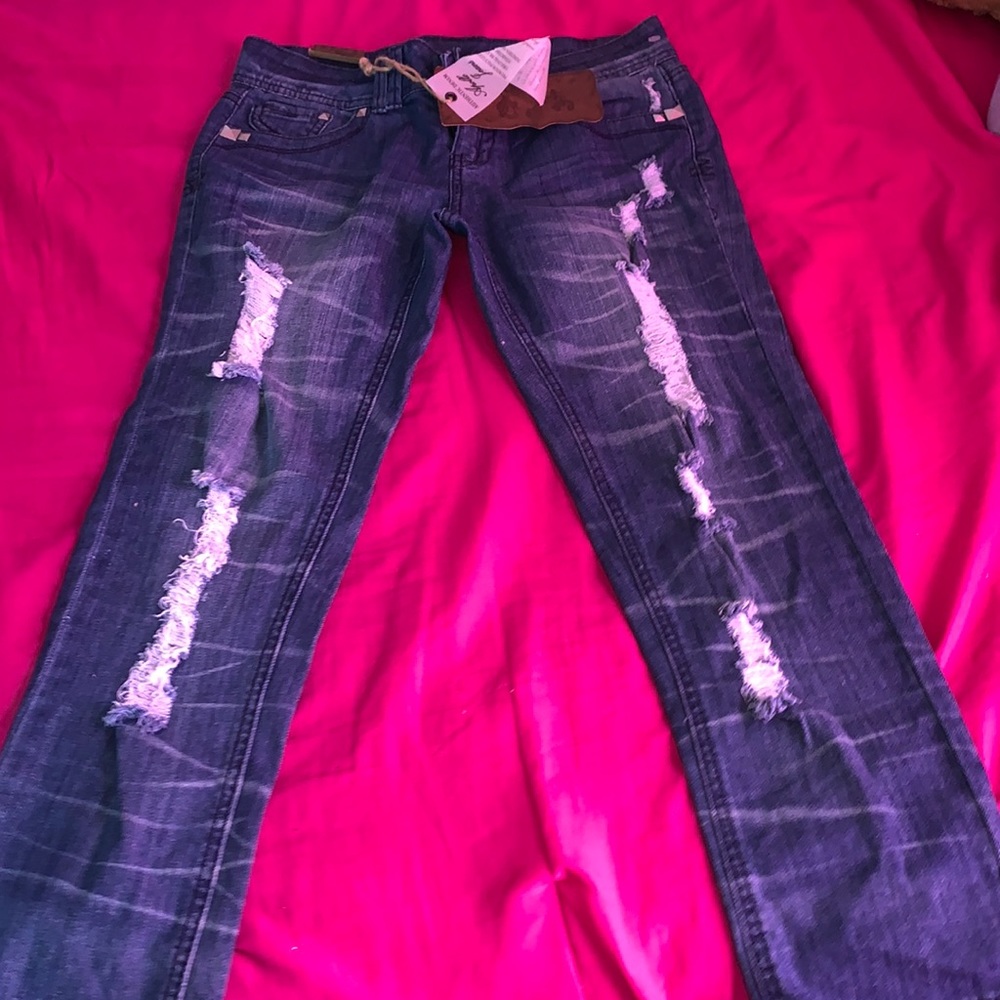 I’m selling Authentic Denim Jeans